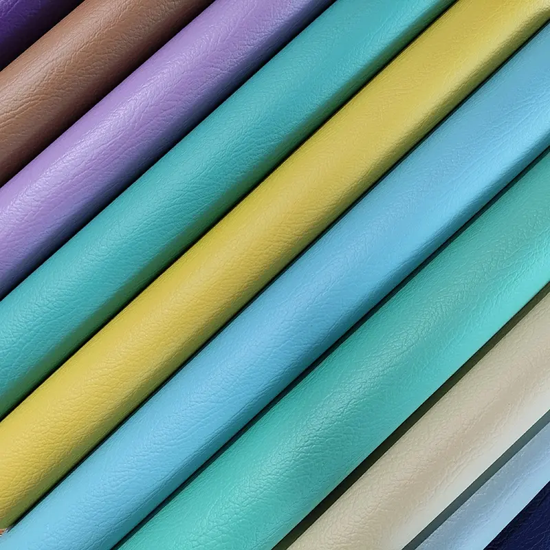 Comment choisir un cuir de canapé qui reste beau des années plus tard ?