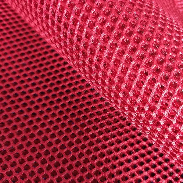 Tissu à mailles aérées